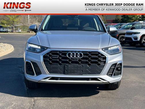 2023 Audi Q5 45 S line Premium Plus