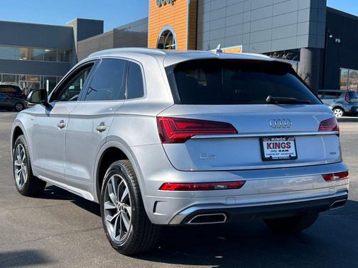 2023 Audi Q5 45 S line Premium Plus