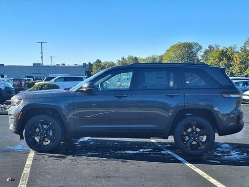2025 Jeep Grand Cherokee Altitude