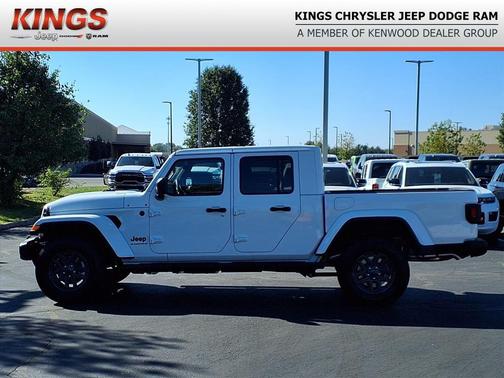 2025 Jeep Gladiator Sport S