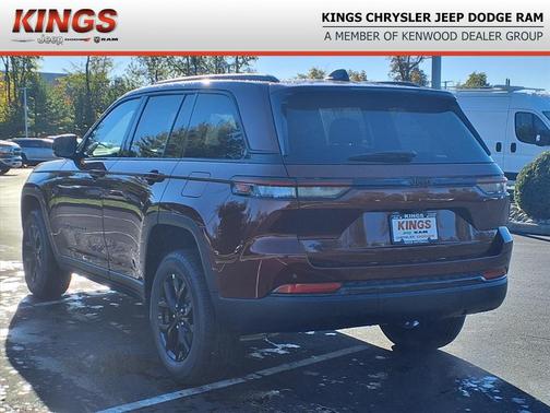 2025 Jeep Grand Cherokee Altitude