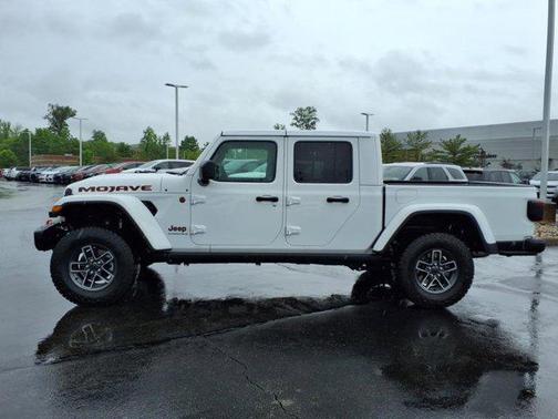 2025 Jeep Gladiator Mojave X