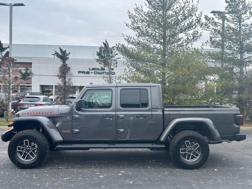 2026 Jeep Gladiator Mojave 4x4