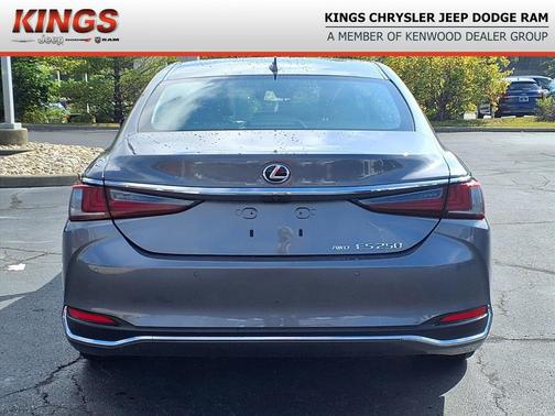 2021 Lexus ES 250 Base