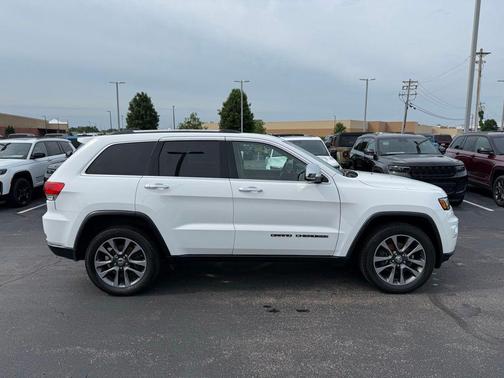 Bright White Clearcoat 2018 Jeep Grand Cherokee Limited