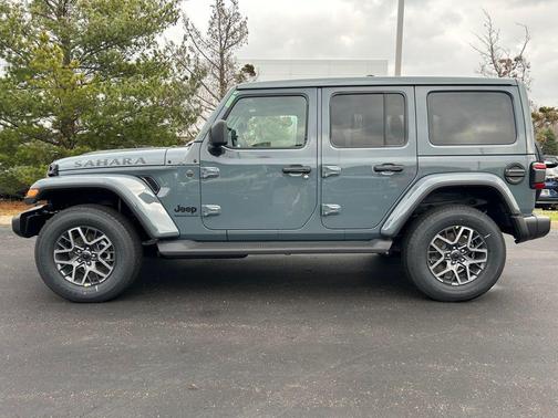 2026 Jeep Wrangler 4-Door Sahara 4x4
