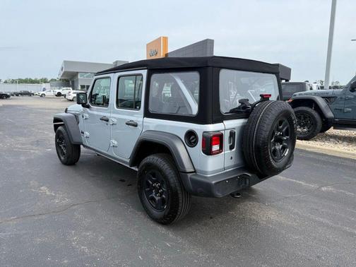 Silver Zynith Clearcoat 2024 Jeep Wrangler Sport