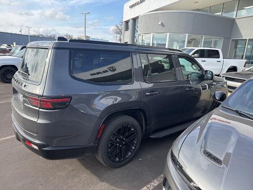 2024 Jeep Wagoneer Series II Carbide 4x4