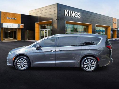 2021 Chrysler Pacifica Hybrid Touring L