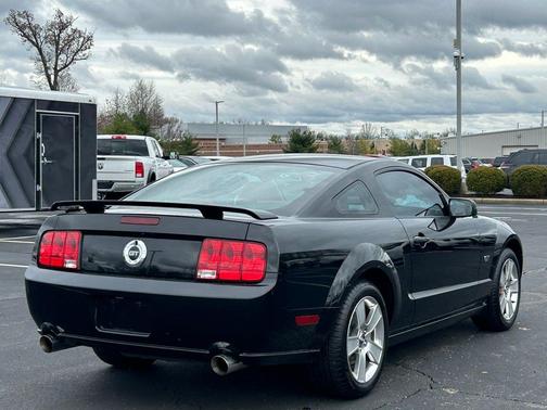2006 Ford Mustang GT Premium