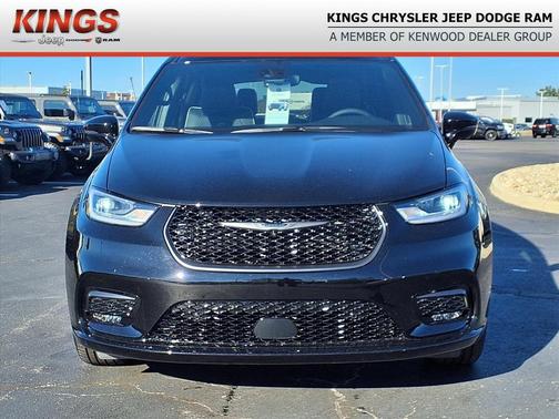 2026 Chrysler Pacifica Limited