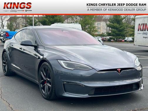 2023 Tesla Model S Plaid