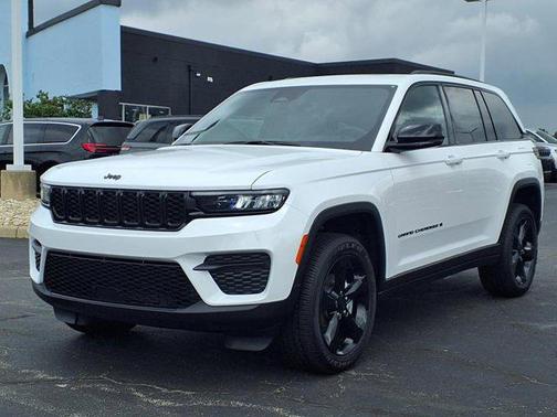 2025 Jeep Grand Cherokee Altitude