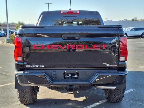 2024 Chevrolet Colorado ZR2