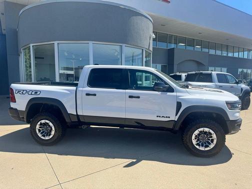 Bright White Clearcoat 2026 RAM 1500 RHO Crew Cab 4x4 5'7' Box