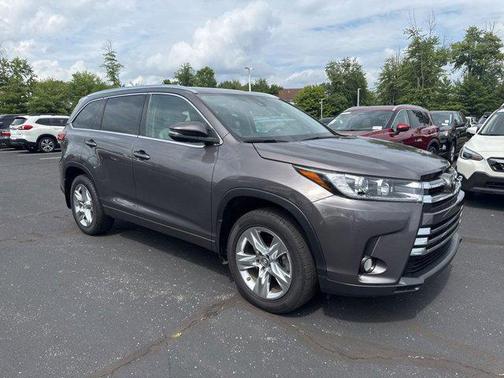 2017 Toyota Highlander Limited