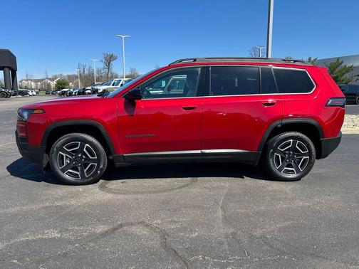 Red Hot Pearlcoat 2026 Jeep Cherokee Limited