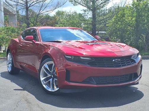 2022 Chevrolet Camaro RWD Coupe LT1