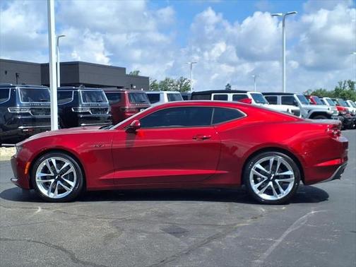 2022 Chevrolet Camaro RWD Coupe LT1