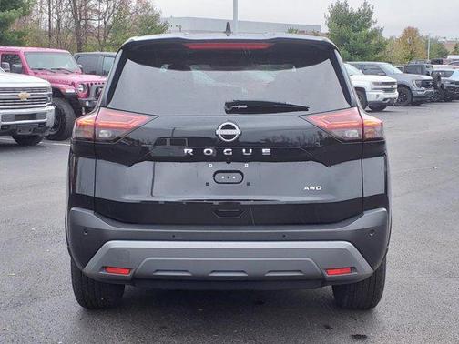 2022 Nissan Rogue S