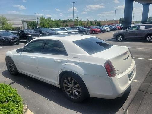 2014 Chrysler 300 S