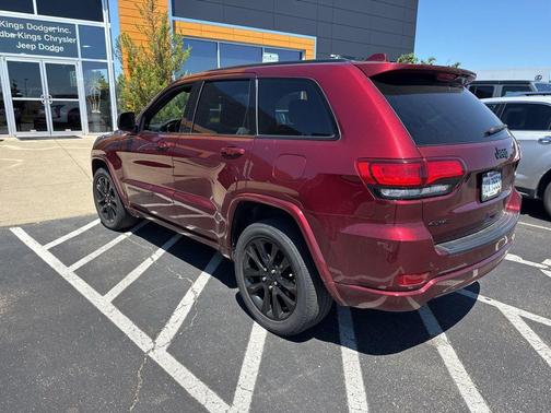 Velvet Red Pearlcoat 2021 Jeep Grand Cherokee Laredo