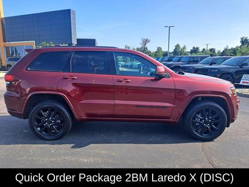 Velvet Red Pearlcoat 2021 Jeep Grand Cherokee Laredo