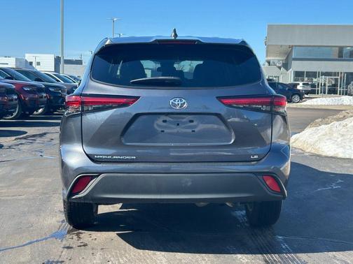 2020 Toyota Highlander L