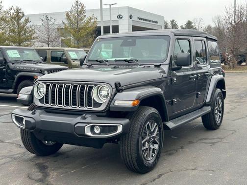 2026 Jeep Wrangler 4-Door Sahara 4x4