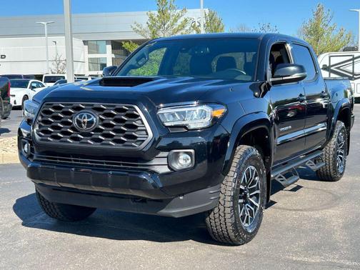 2021 Toyota Tacoma TRD Sport