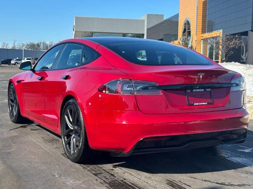 2022 Tesla Model S Base