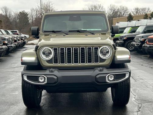 2026 Jeep Wrangler 4-Door Sahara 4x4