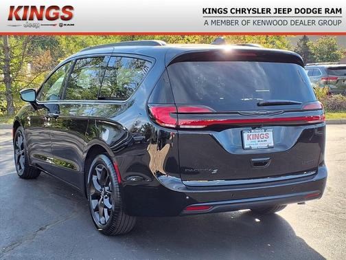 2026 Chrysler Pacifica Limited