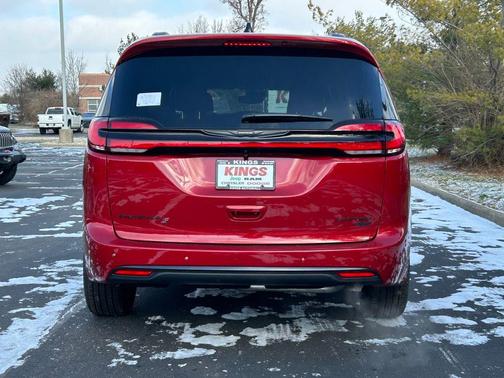 2026 Chrysler Pacifica Limited