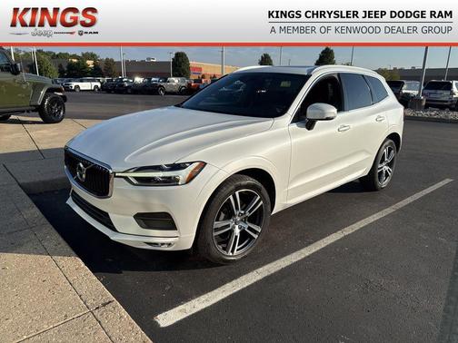 2021 Volvo XC60 T5 Momentum