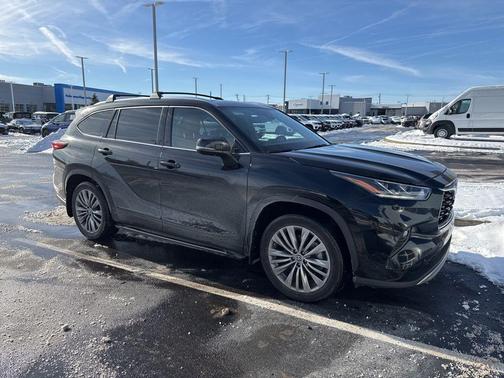 2021 Toyota Highlander Platinum