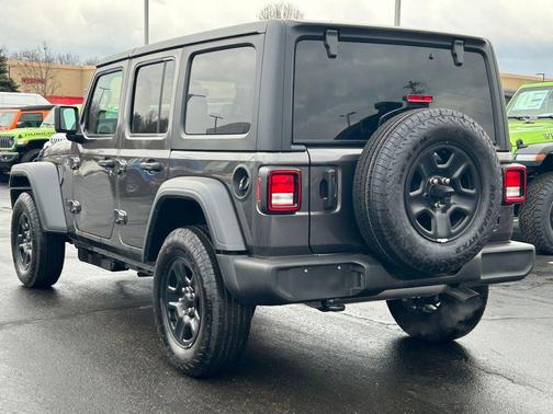 2026 Jeep Wrangler Sport
