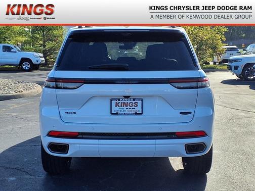 2025 Jeep Grand Cherokee Summit