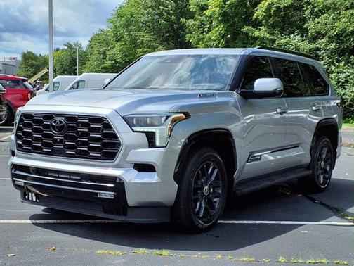 2024 Toyota Sequoia Platinum