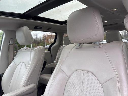 2018 Chrysler Pacifica Touring-L Plus