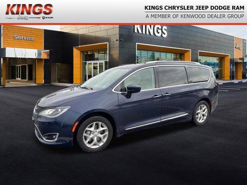 2018 Chrysler Pacifica Touring-L Plus