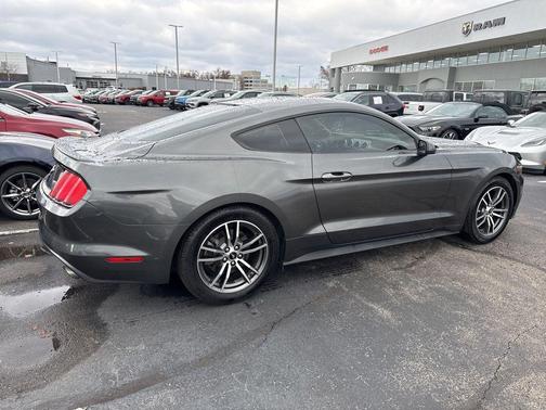 2017 Ford Mustang EcoBoost