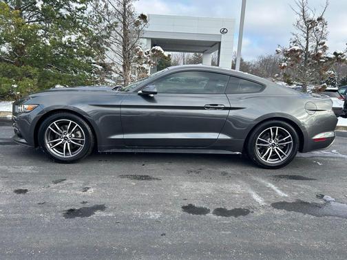 2017 Ford Mustang EcoBoost