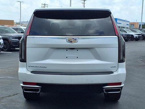 2024 Cadillac Escalade Sport
