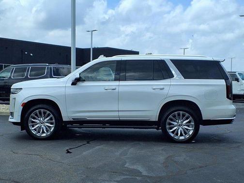 2024 Cadillac Escalade Sport