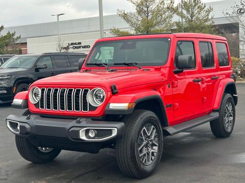 2026 Jeep Wrangler 4-Door Sahara 4x4