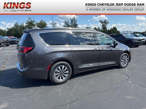 2021 Chrysler Pacifica Hybrid Limited