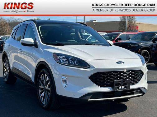 2020 Ford Escape Titanium