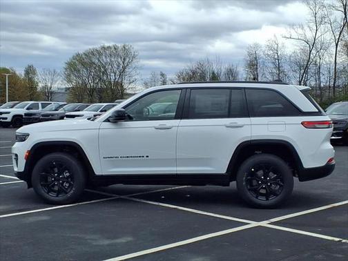 2025 Jeep Grand Cherokee Altitude