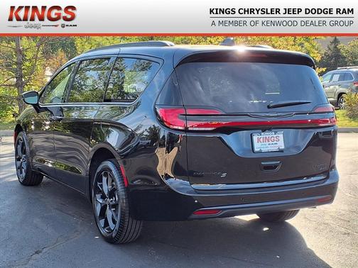2026 Chrysler Pacifica Limited